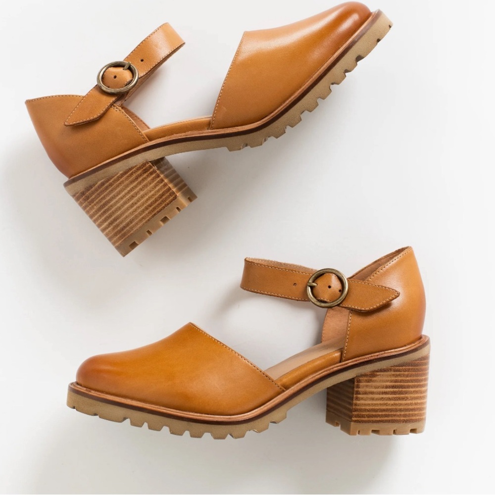 Seychelles Lock and Key Mary Jane Heels